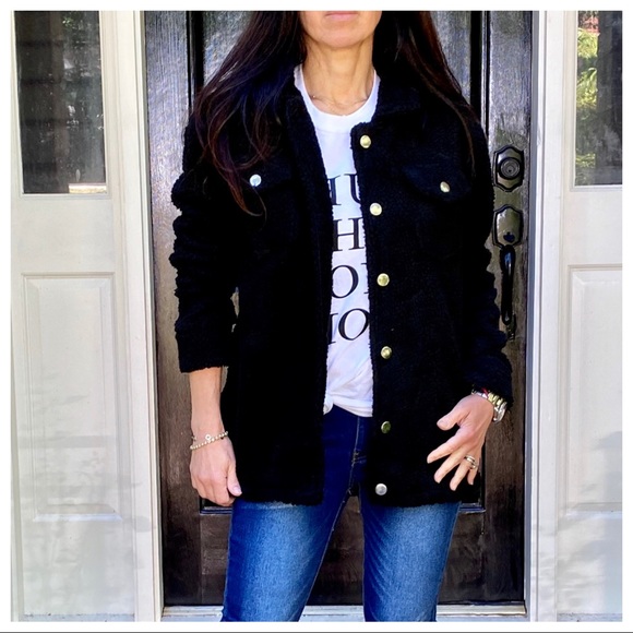 Black Sherpa faux fur button down jacket - Picture 2 of 9